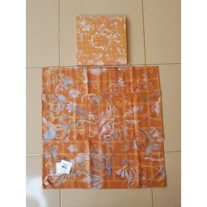 Buttonscarves X Dian Pelangi Citroulle