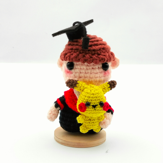 Custom amigurumi boneka rajut wisuda 12 cm