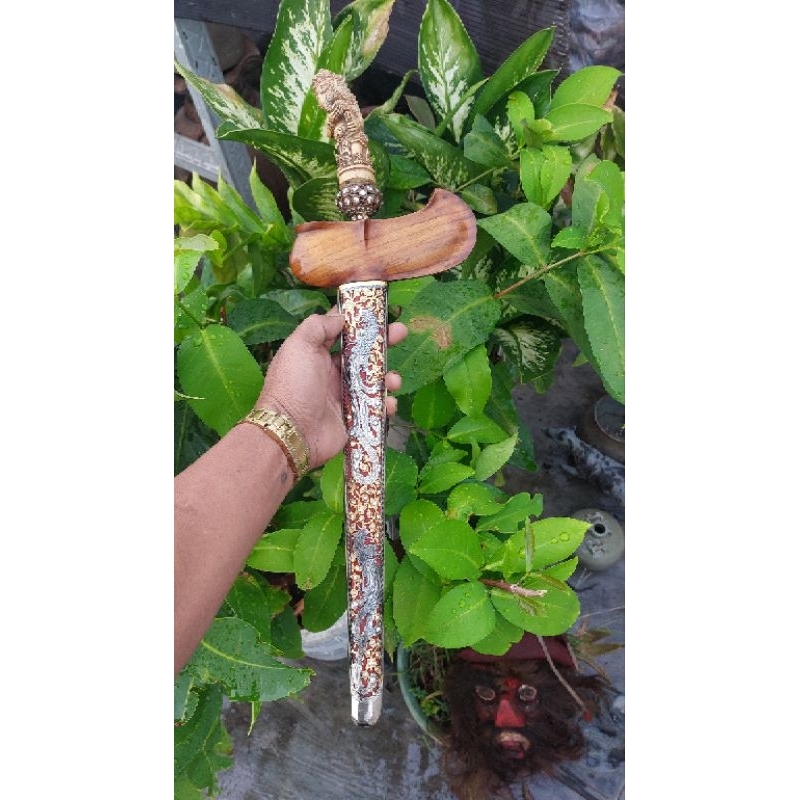 keris sepuh omyang jimbe  pesugian