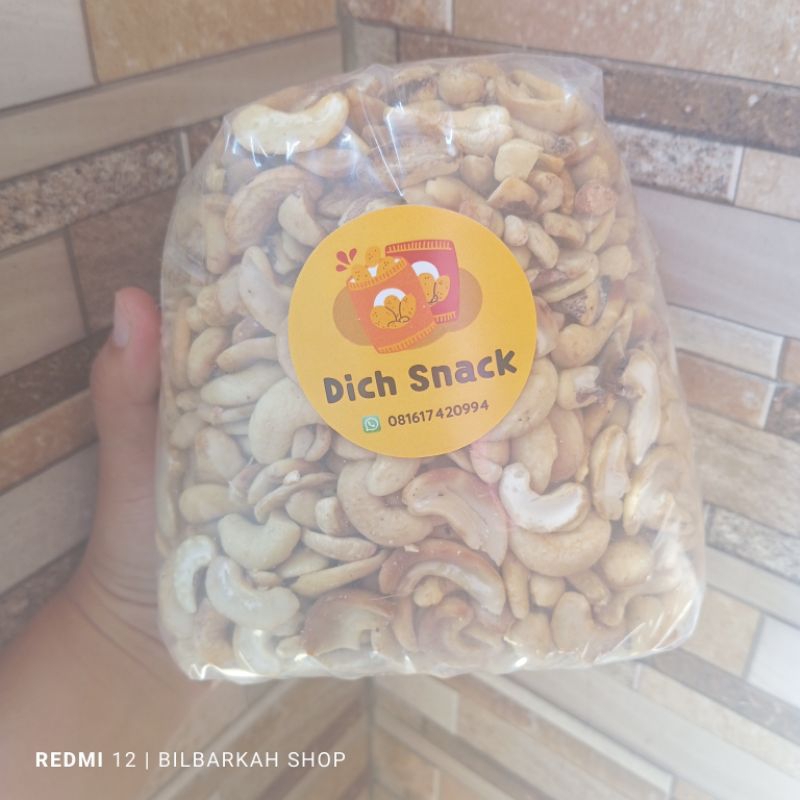 

Kacang Mede Mentah 1KG PECAHAN