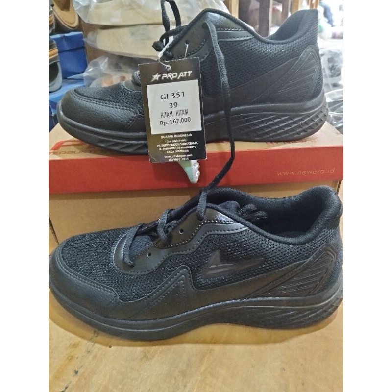 SEPATU SNEAKER PRO ATT HITAM DAN HITAM PUTIH