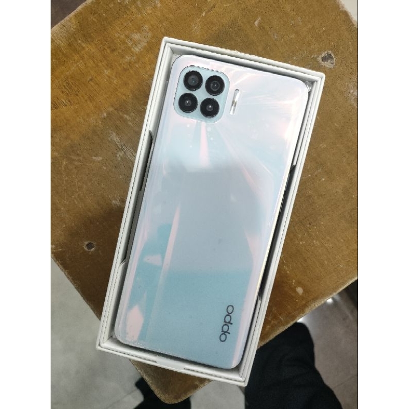 Oppo reno4f lengkap dus charger