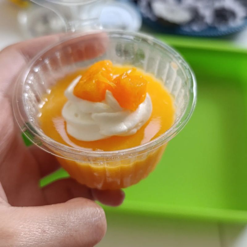 

Puding Manga /Strawberry /coklat minimal 5 cup per rasa
