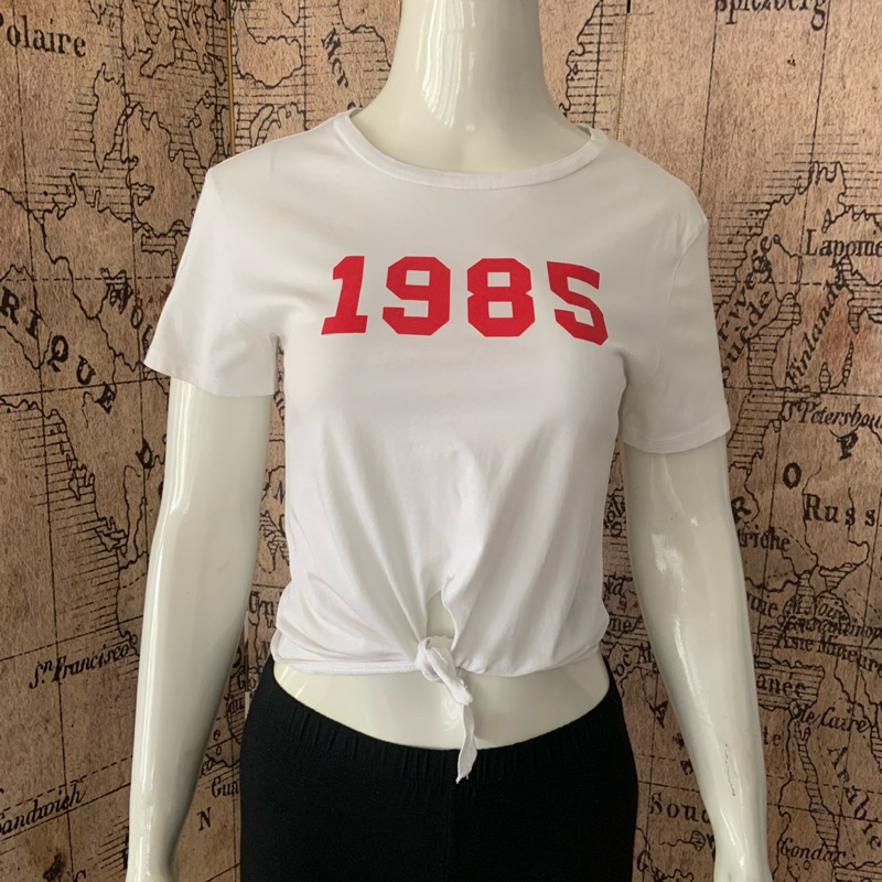 Preloved Kaos Putih Crop ikat didepan, Divided HM, size XS