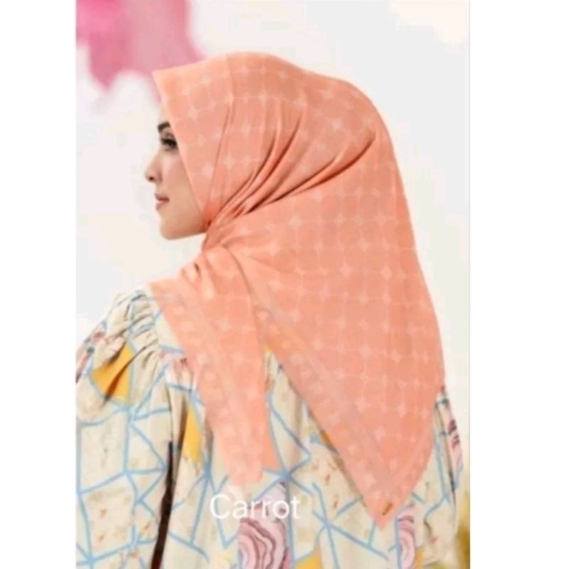 Preloved Xanadu Monogram Buttonscarves x Riamiranda