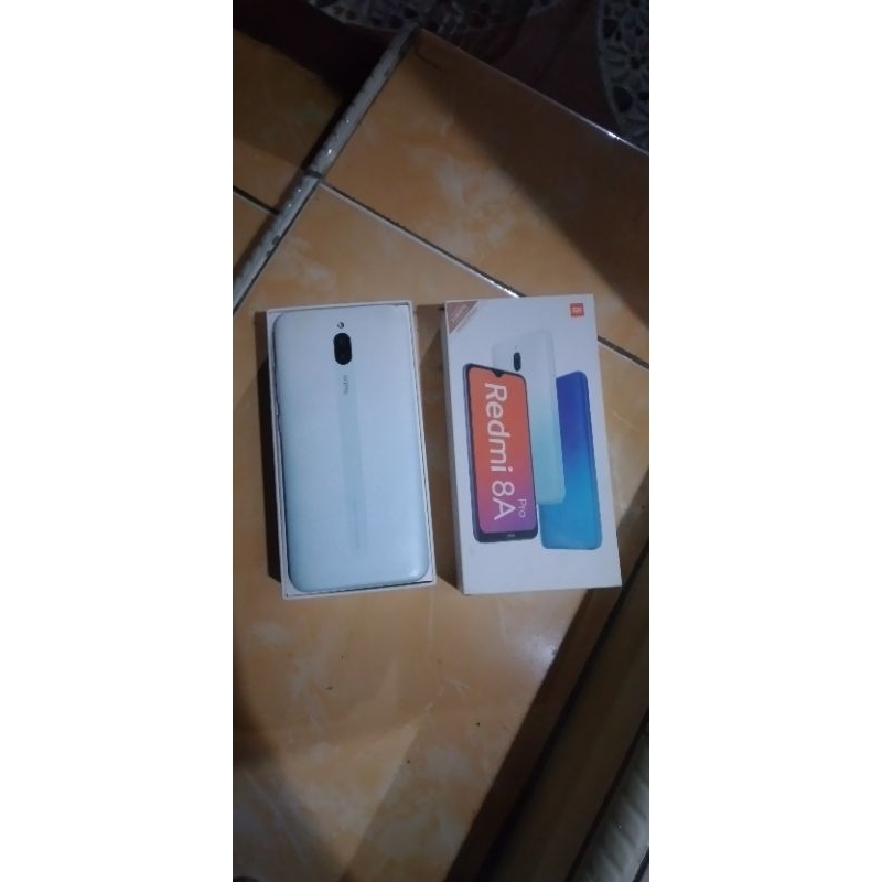 redmi 8 pro 3/32 Gb matot