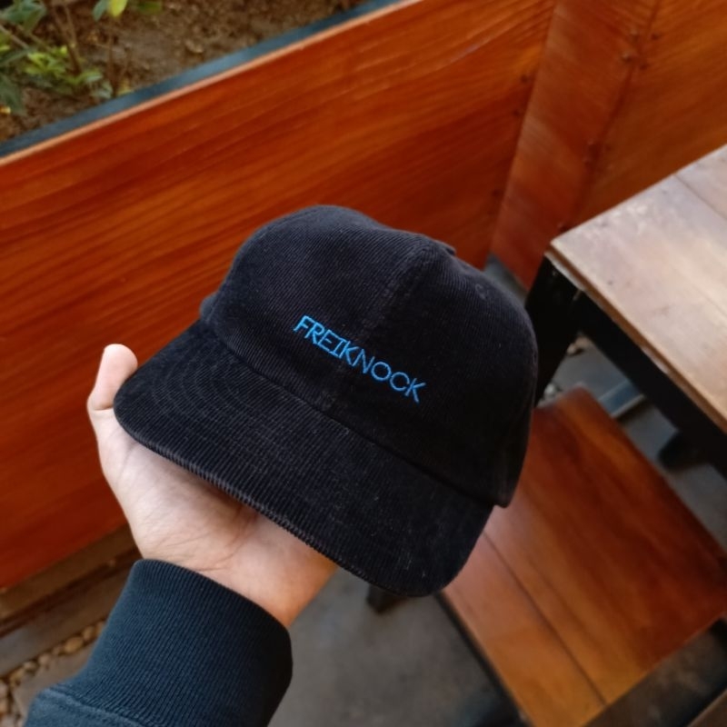 FREIKNOCK CORDUROY STRAPCAP