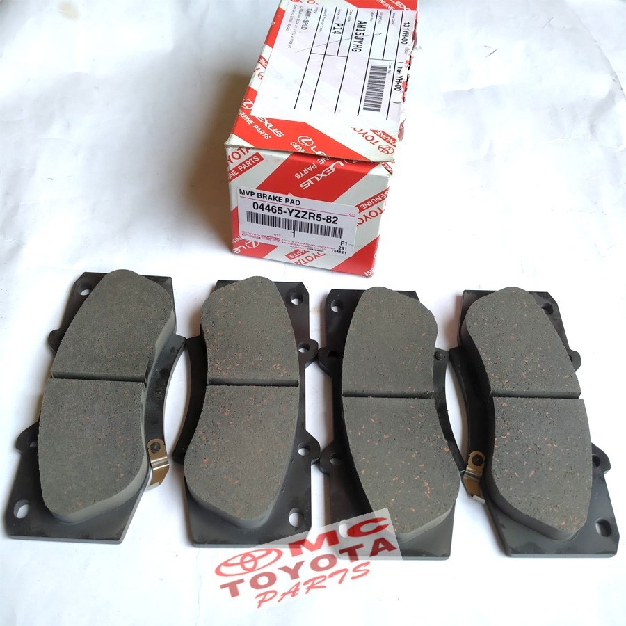 Brake Pad Kampas Rem Depan Fortuner Hilux 04465-YZZR5-82 / 04465-YZZT4-82 Original