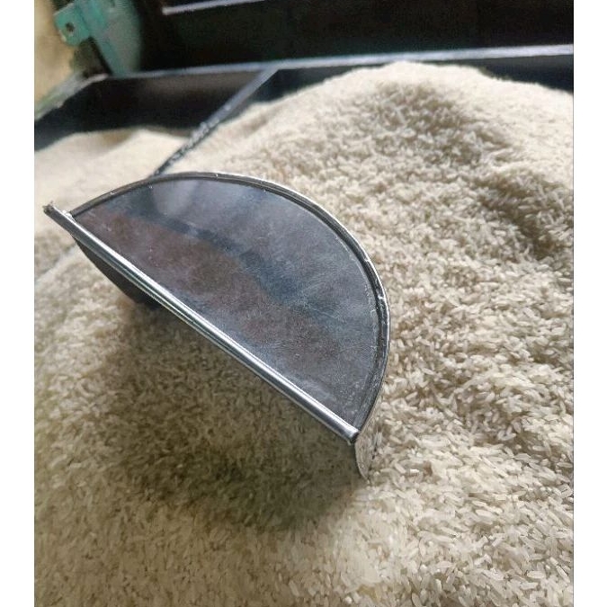 

Beras medium 1 Kg eceran