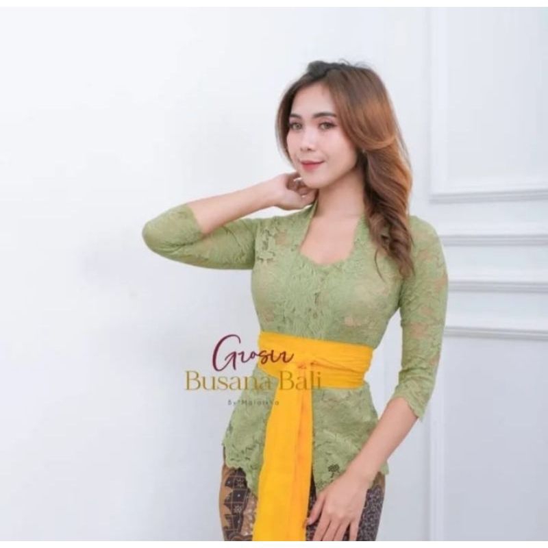 kebaya Bali model terbaru