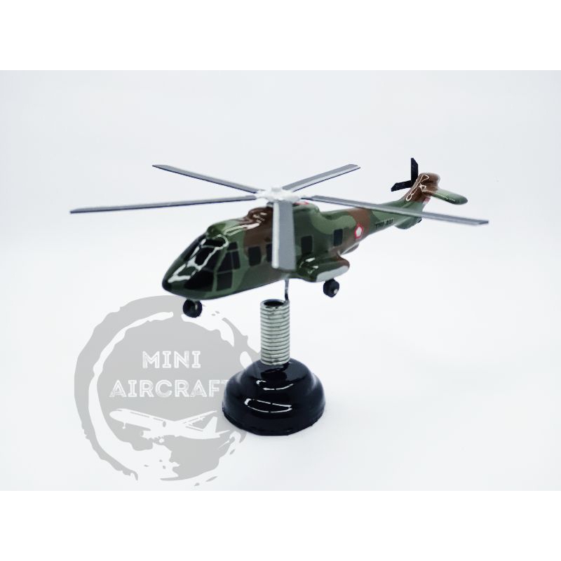miniatur pesawat helikopter super puma loreng