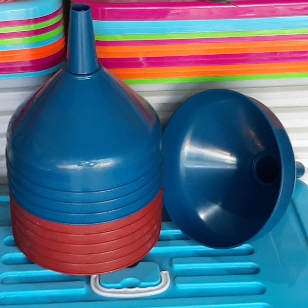 Corong Plastik 30 cm Nelson / Corong Minyak / Corong Air Serbaguna