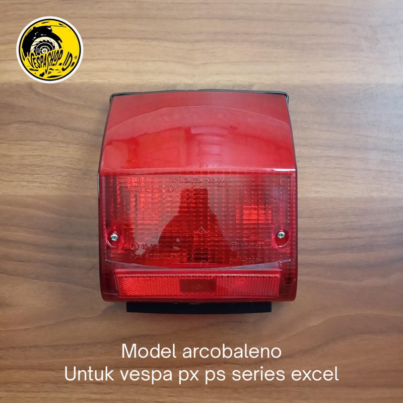 Stoplamp Lampu Belakang Triom Model Arcobaleno Vespa PX Ps Series Excel Taiwan