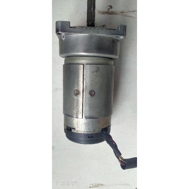 Dinamo Motor DC Bekas Fotocopy 19V. 204 RPM. DC Motor Gearbox bekas fotocopy 19V. Rpm 204