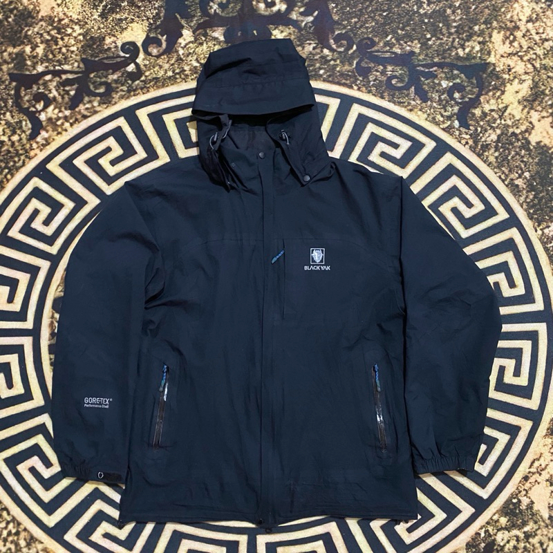 Jaket Outdoor Black Yak Gore-Tex Tracking Hitam Second Thrift