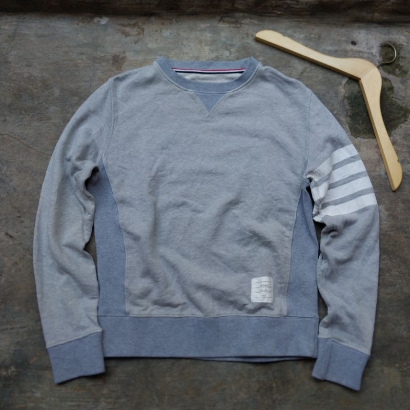 thom browne crewneck