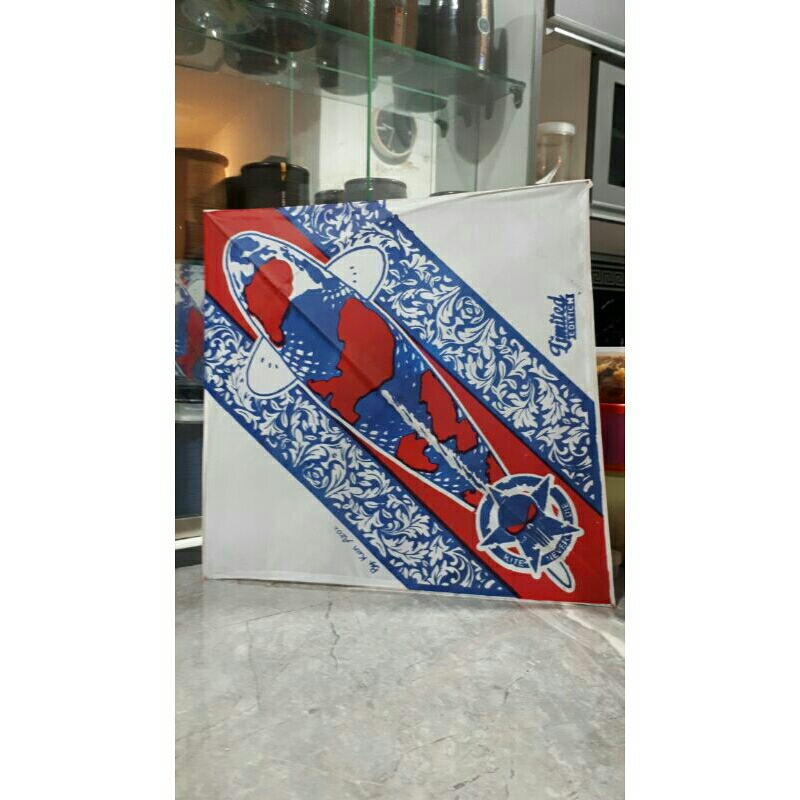 Layangan Seot Dusta Red Blue Koi