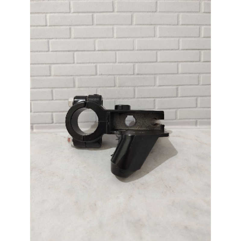 dudukan handel kopling satria fu 150