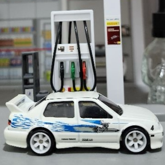 HOTWHEELS PREMIUM VOLKSWAGEN JETTA MK3 FAST N FURIOUS LOOSE DIORAMA
