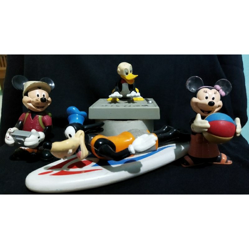 Happy meal Disney California Adventure 2001 set happy meal set McExpress Mc Express Mc Donald's vint