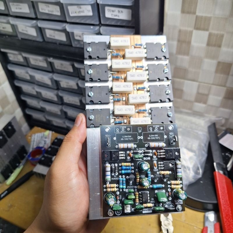 TR TRANSISTOR Toshiba 2SC5200/2SA1943 4 SET plus Pendingin/heatsink plus driver socl 506