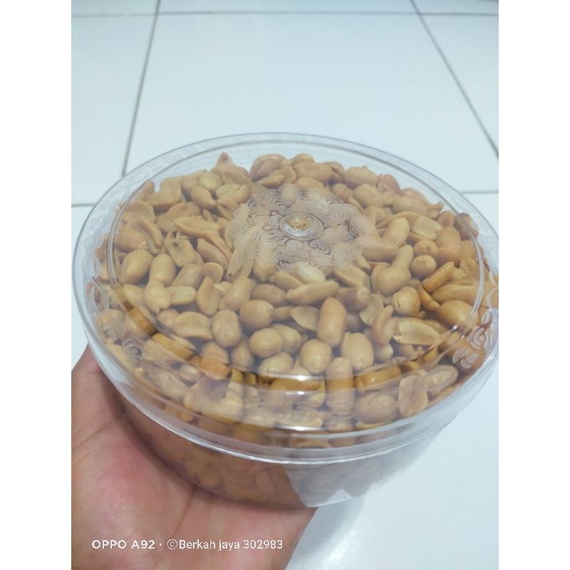 

kacang bawang ,cemilan kacang,kacang telur,kacamg gorenh