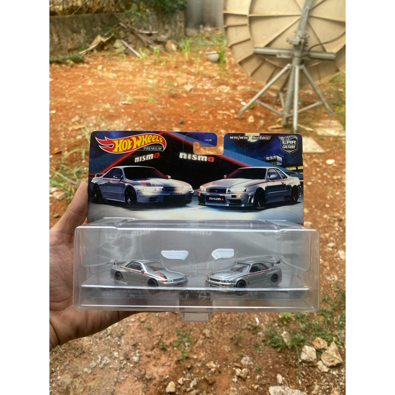 HOT WHEEL TWO PACK NISMO R32 & R34