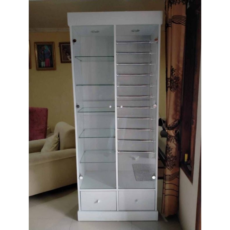 lemari,tas/hijab,kaca,minimalis,elegan,murah