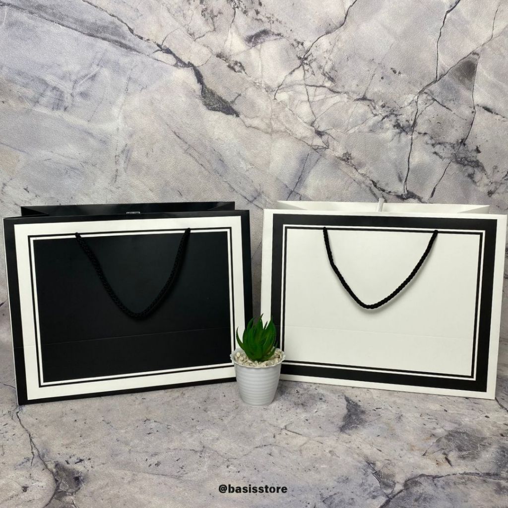 

Paper Bag Motif Line Uk 32,5x25x16 cm Tas Kado Premium Souvenir Wedding Ultah Aesthetic Bridesmaid