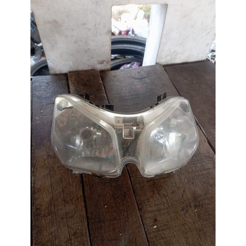 reflektor  lampu depan vario lama/old 110 scound copotan original