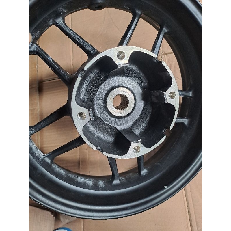 velg pelek racing belakang honda ADV150 adv 150 original