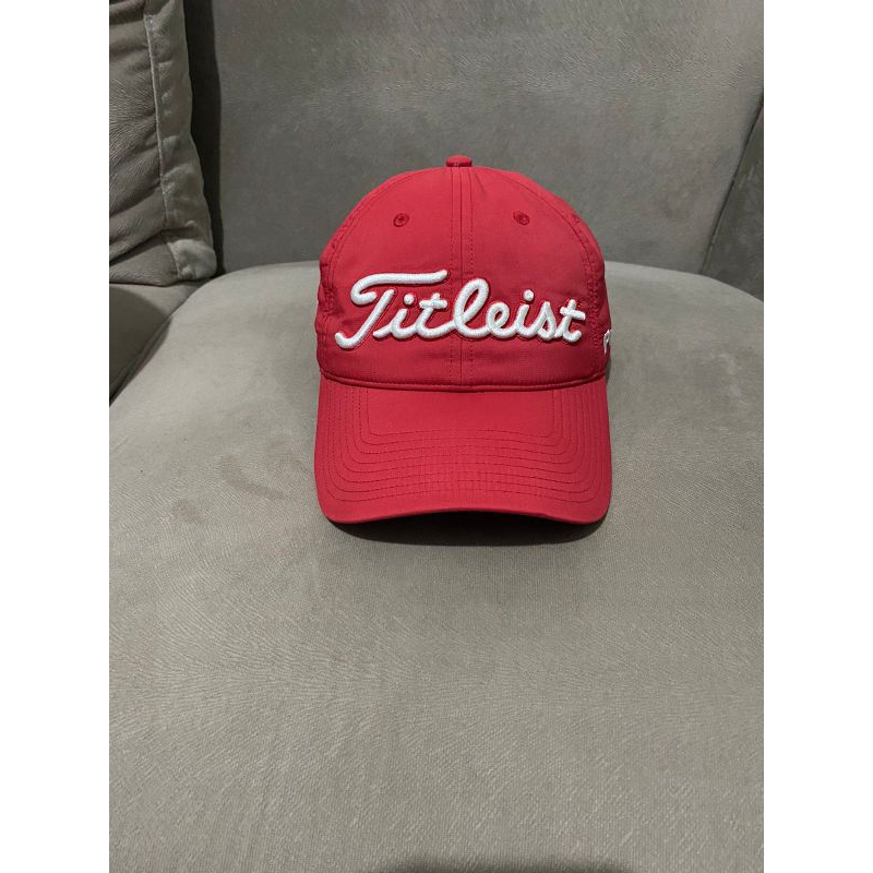 topi titleist second