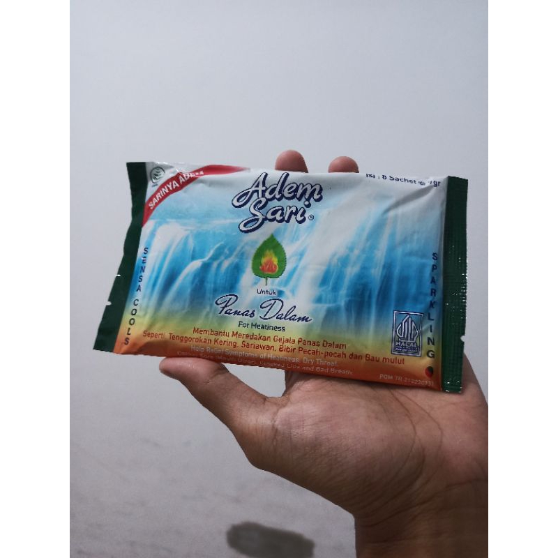 

Adem Sari Untuk Panas Dalam 8 Sachet 7gr