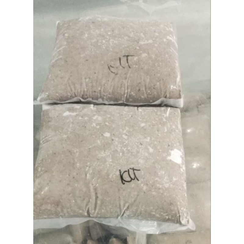 

Kulit Ikan Tenggiri 500 Gram
