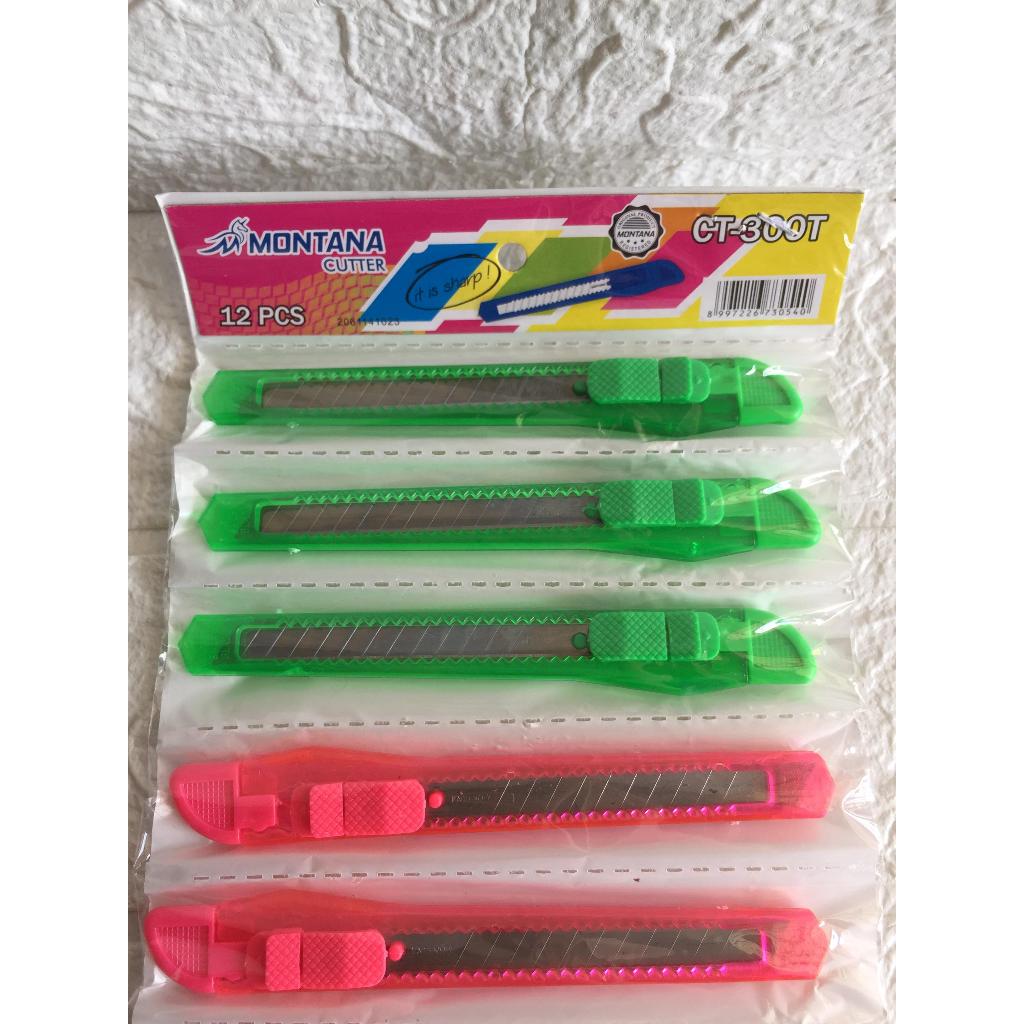 

(A15) Cutter/Pemotong Kertas/Pisau Cutter Plastik Kecil (Pcs)