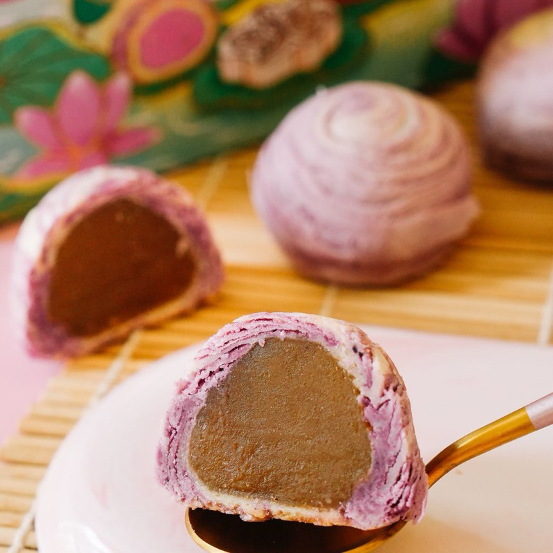 

PO Thousand Layers Mooncake (1pc) - BISA PILIH TGL KIRIM