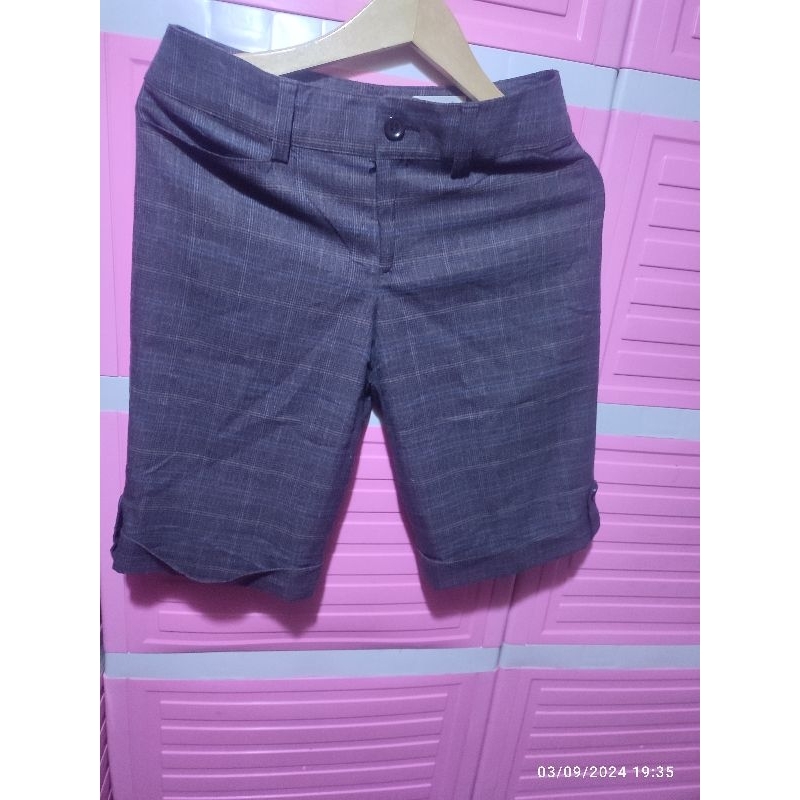 Celana pendek cowok kumikyoku