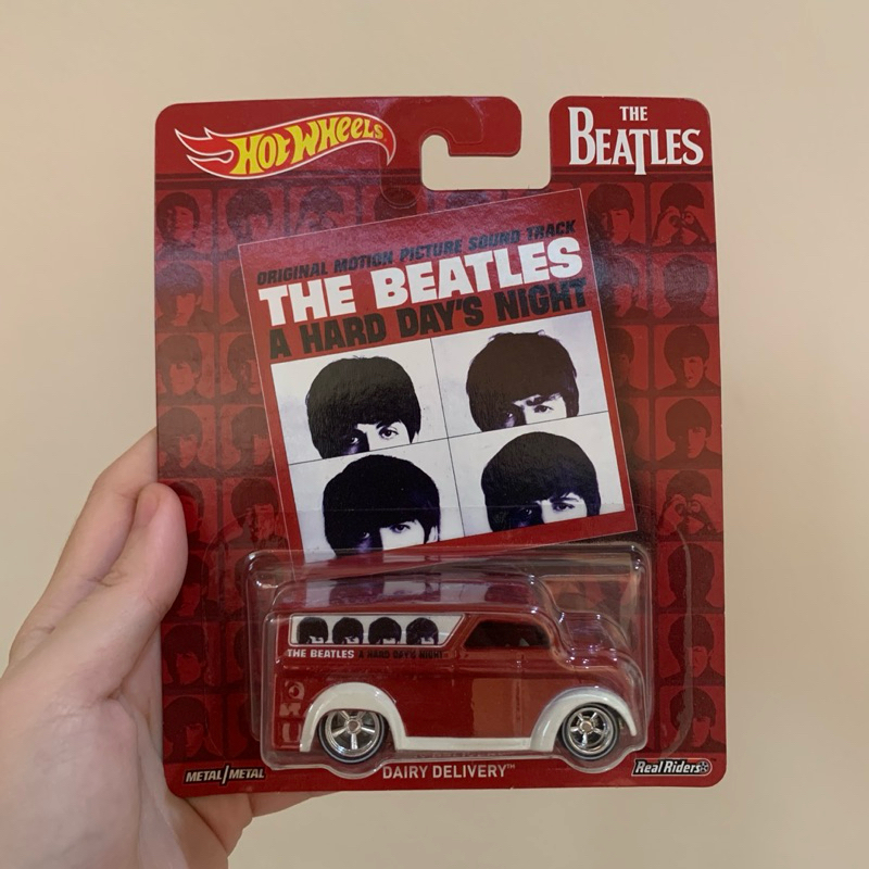 Hot Wheels The Beatles Dairy Delivery / The Beatles Merah