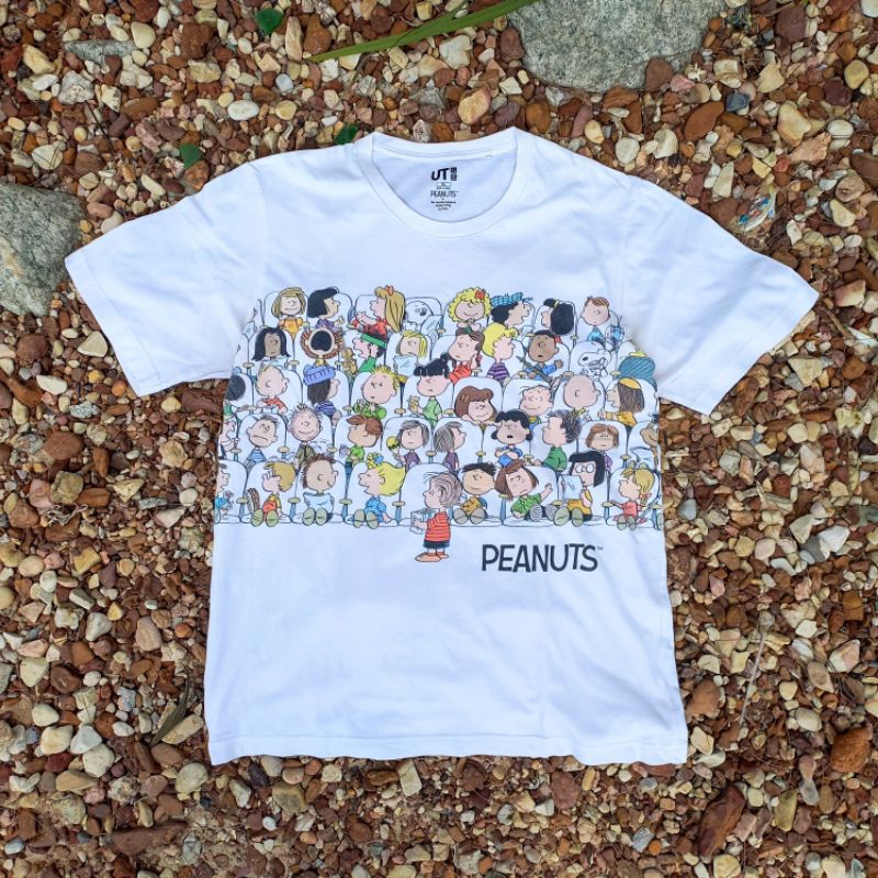 Baju Uniqlo X Peanuts Second original Size XL Kaos vintage kartun big logo aop bekas murah ori
