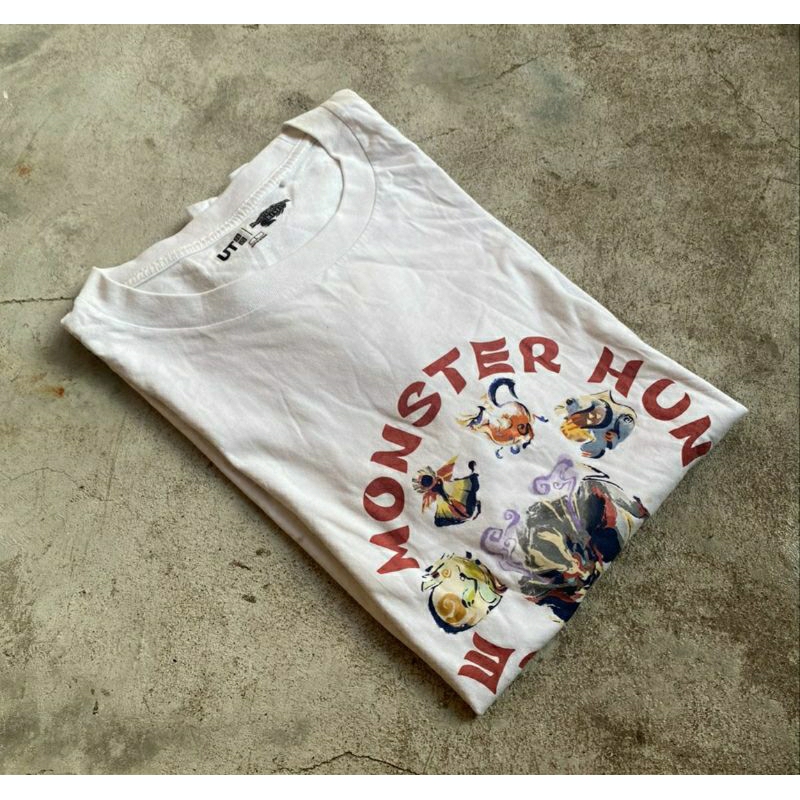 Tshirt Monster Hunter Ft Uniqlo