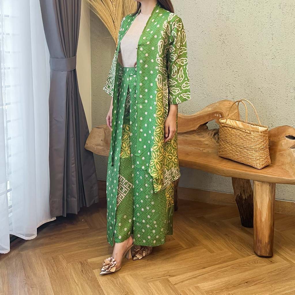 Lausboutique-Outer Set-Seri Taurus-Setelan Batik Wanita