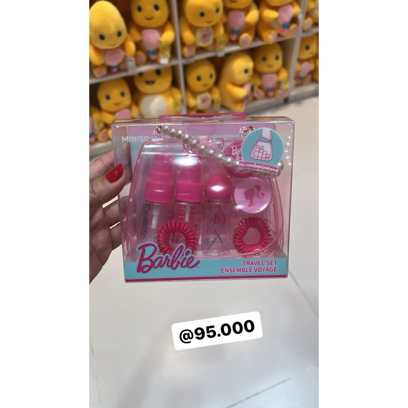 Travel set Barbie x Miniso