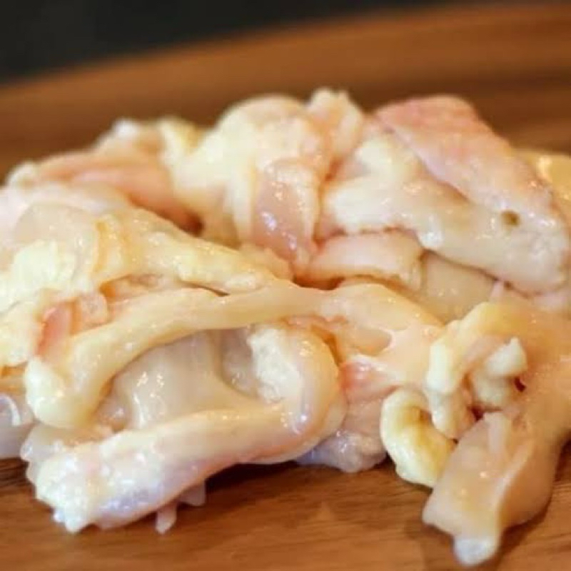 

LEMAK AYAM - MINYAK HALAL 1KG SEGAR FROZEN FRESH BEKU CHICKEN FAT BROILER JEROAN / 1KG