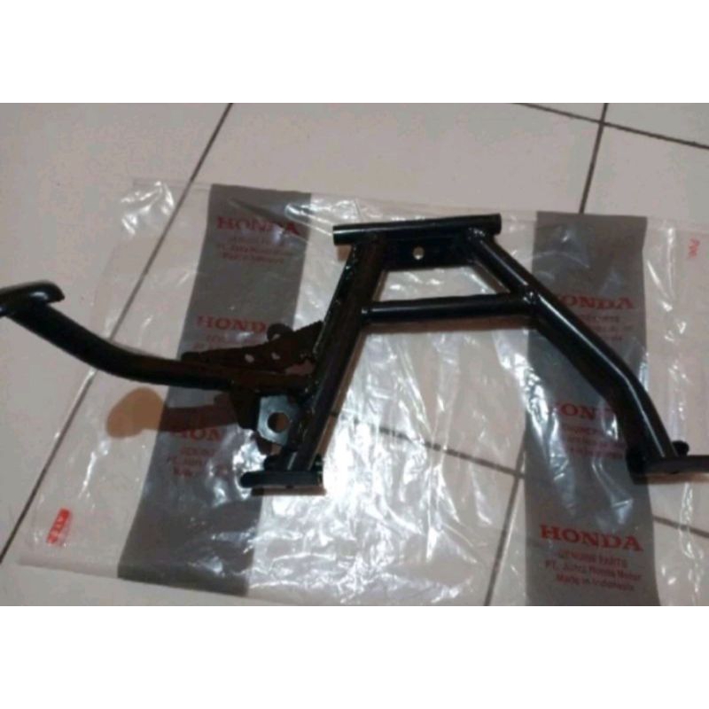 Standar Tengah Jagang Dua Main Stand Beat injeksi Scoopy vario 110 fi original