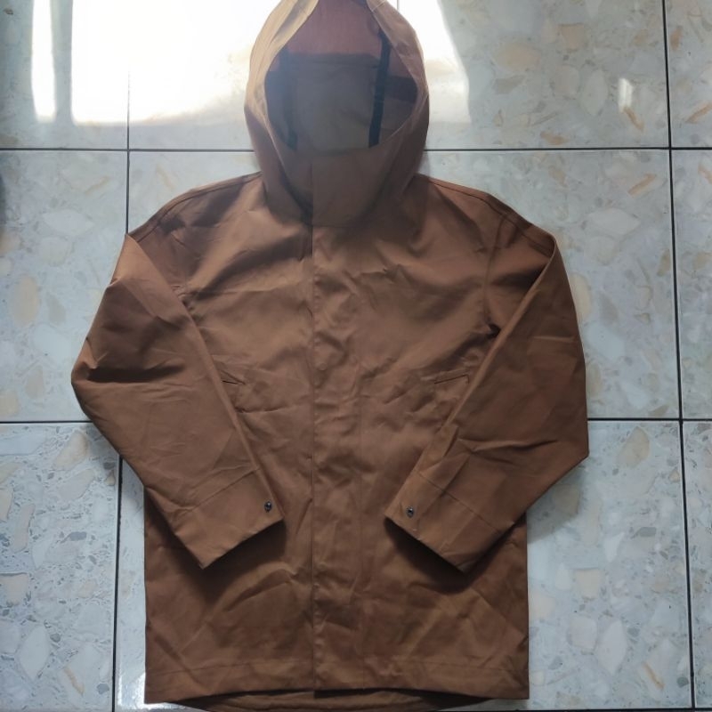 Jaket u oversized mountain parka, serat bambu, coklat, gorpcore, size L, uniqlo