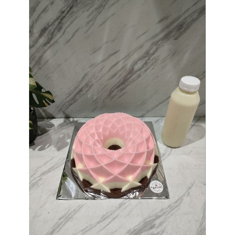 

Pudding Strawberry Bliss large