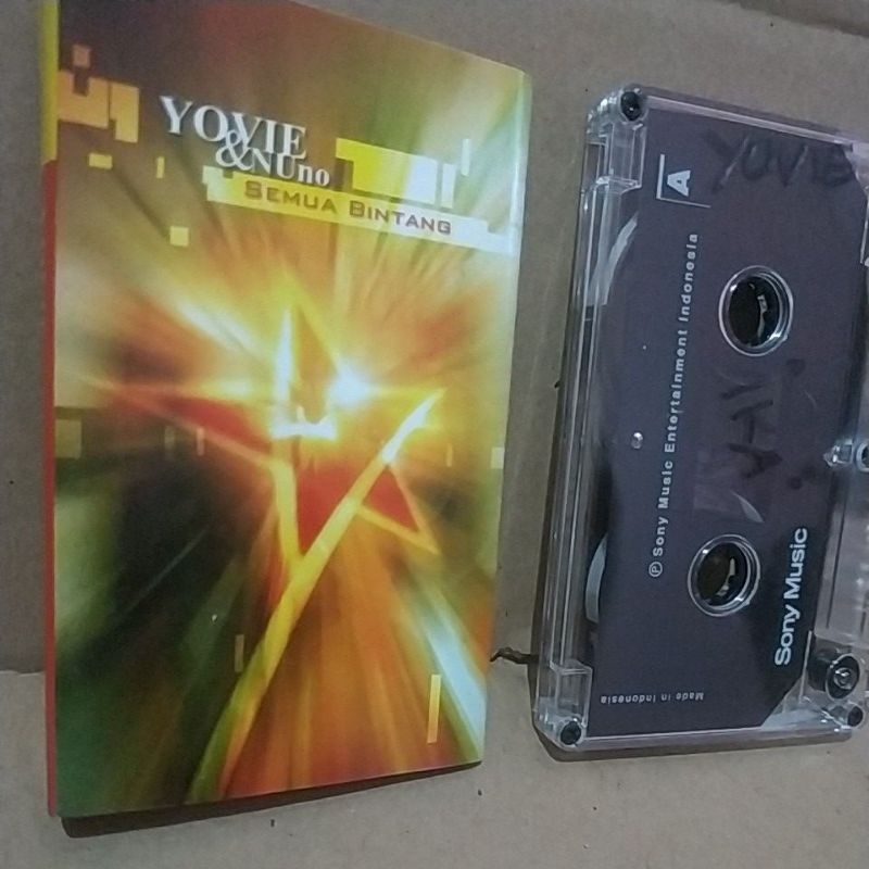 Kaset pita Yovie and Nuno