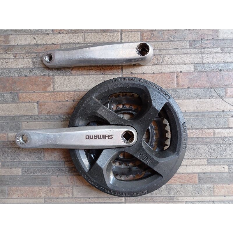 crank sepeda mtb Shimano 48-38-28 kondisi second bekas