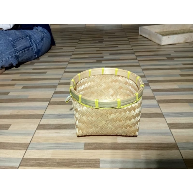 Tumbu diameter 15/16cm/phiti/besek/wakul bambu/Tompo/anyaman bambu/pot bunga dari bambu/cathing/hamp