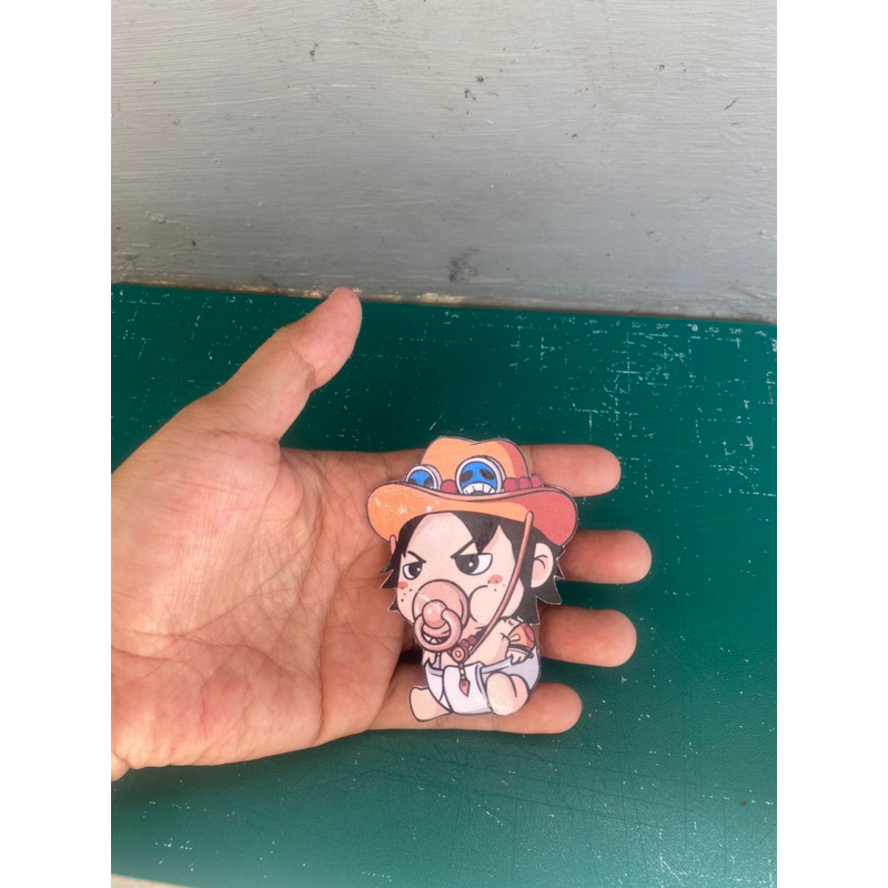 

Sticker One Piece baby cute
